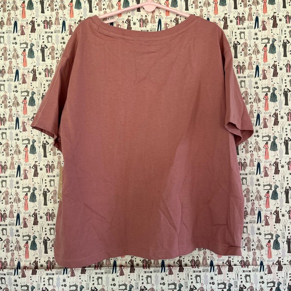 NWT California graphic tee 🖤 - Picture 3 of 5